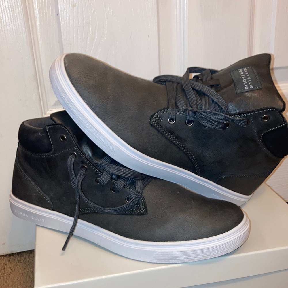 Perry Ellis size 11